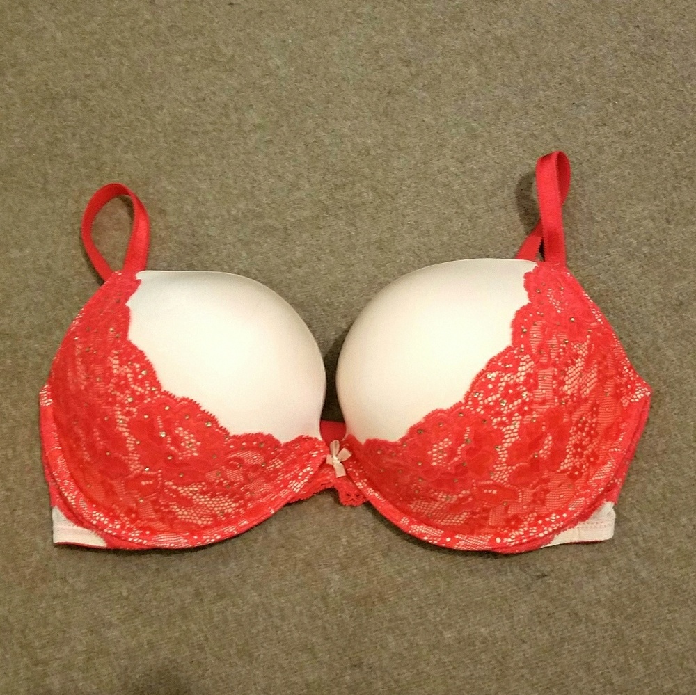 ❌SOLD❌ VS Plunge Bra 36D NWOT - Picture 1 of 5
